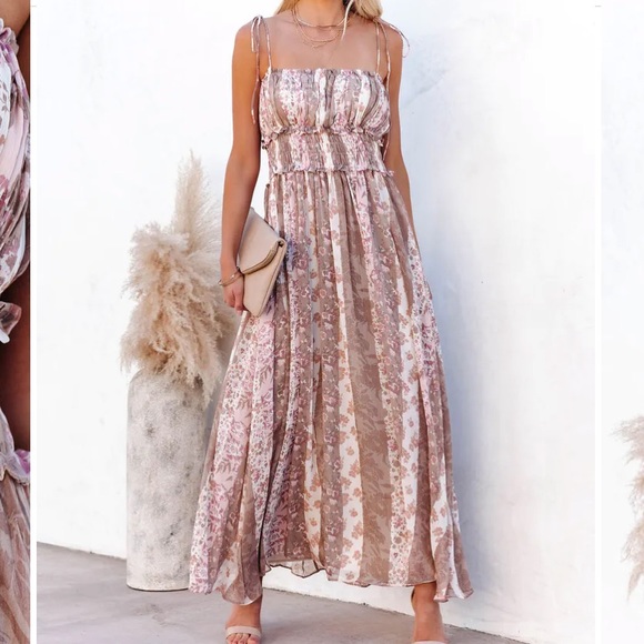 FLORAL SMOCKED TIE STRAP MAXI DRESS - BLUSH medium - Picture 3 of 5